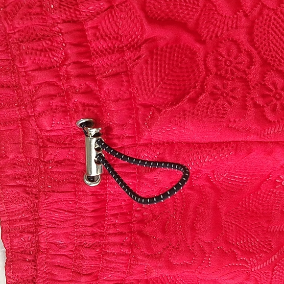 Adidas Quilted Rose Red Young Wild & Free Shorts M HTF - Picture 7 of 12